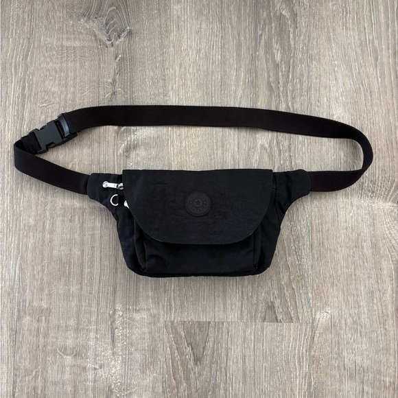 Kipling Black Nylon Fanny Pack Hip Waist Belt Bag - Picture 1 of 9